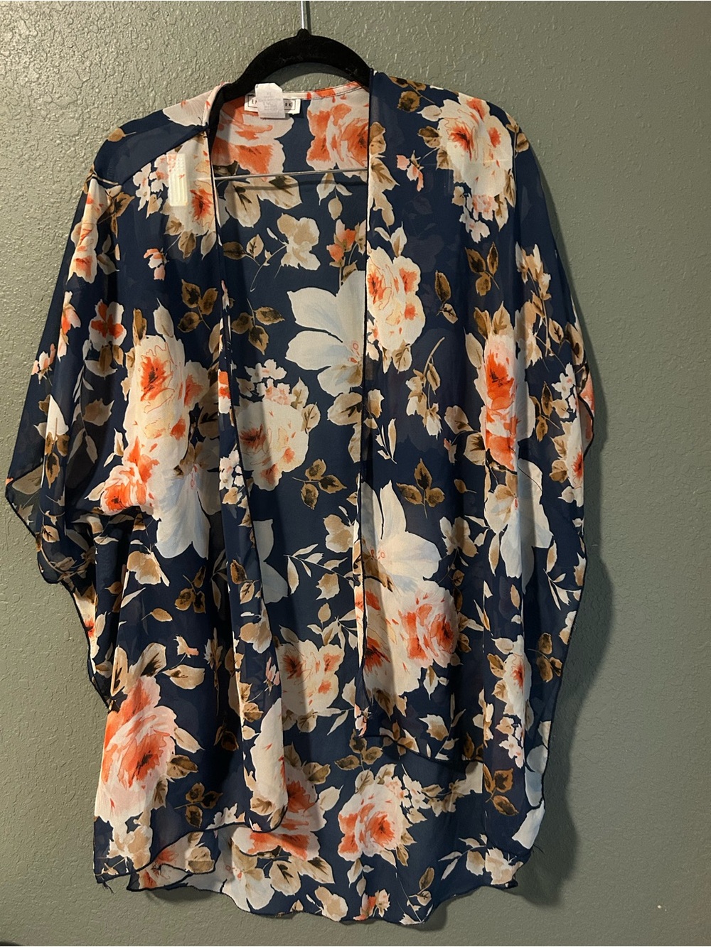 Emory Park blue floral kimono. Size: XS #floral #kimono